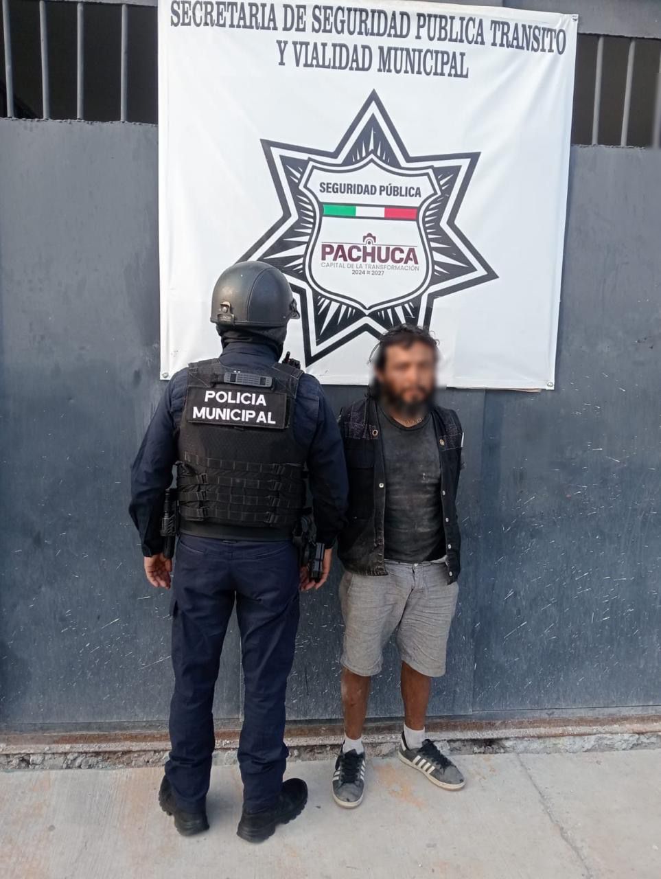 Detienen a dos ladrones de coladeras